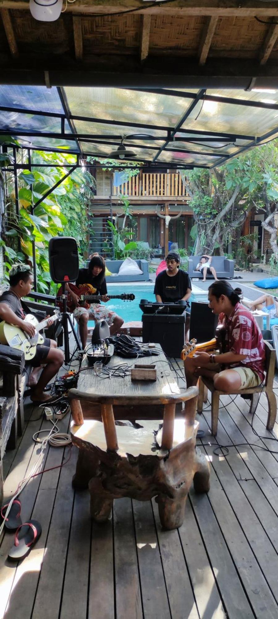 Auberge de jeunesse Da Housetel Kuta à Kuta Lombok Extérieur photo