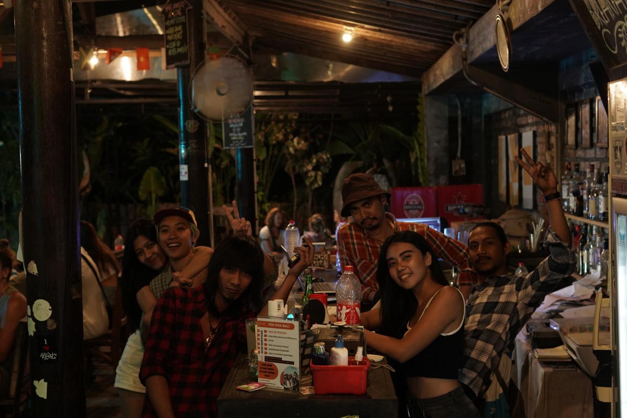Auberge de jeunesse Da Housetel Kuta à Kuta Lombok Extérieur photo